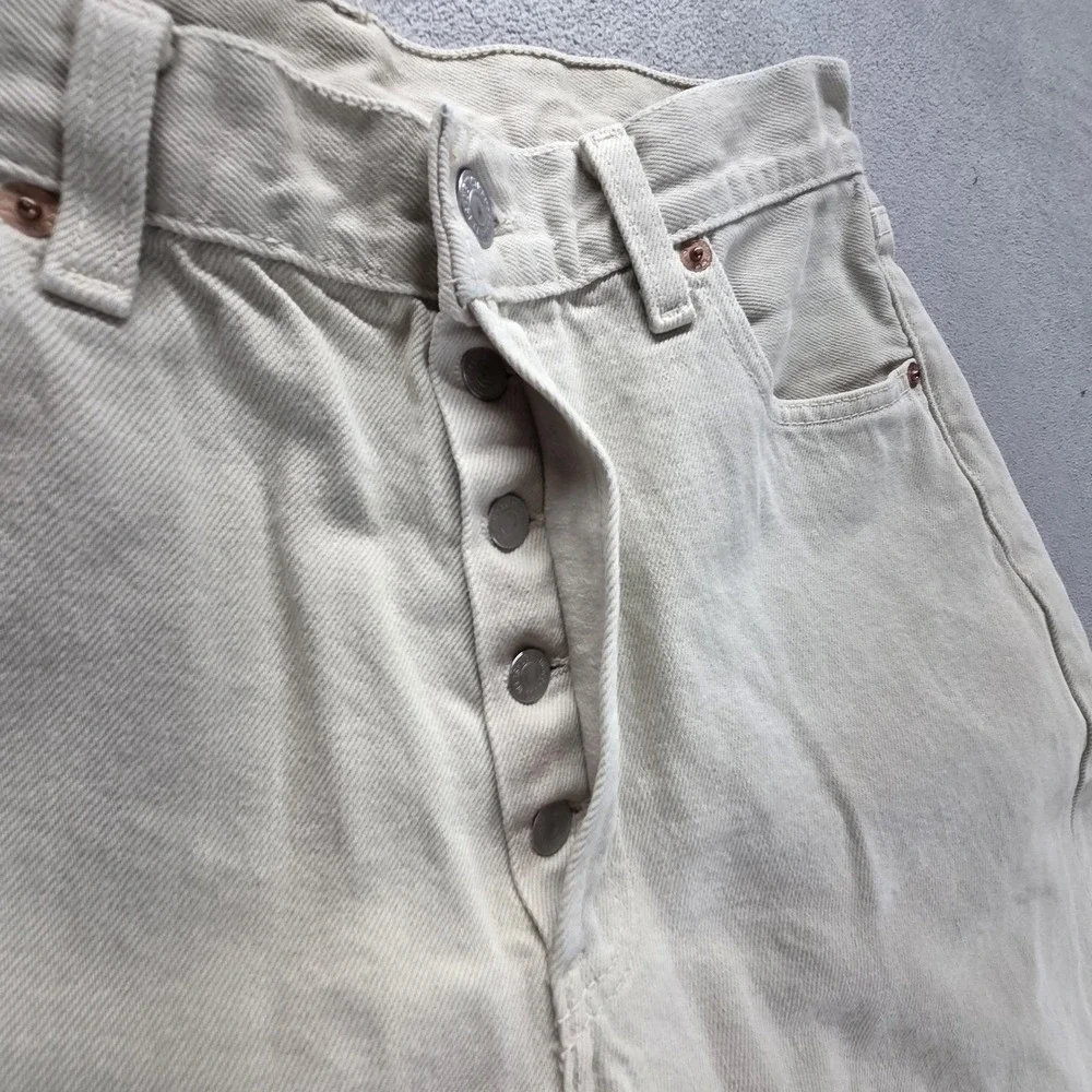 Vintage Levis 501 Jeans Mens Beige Straight Button Fly Made USA Fits 28x30